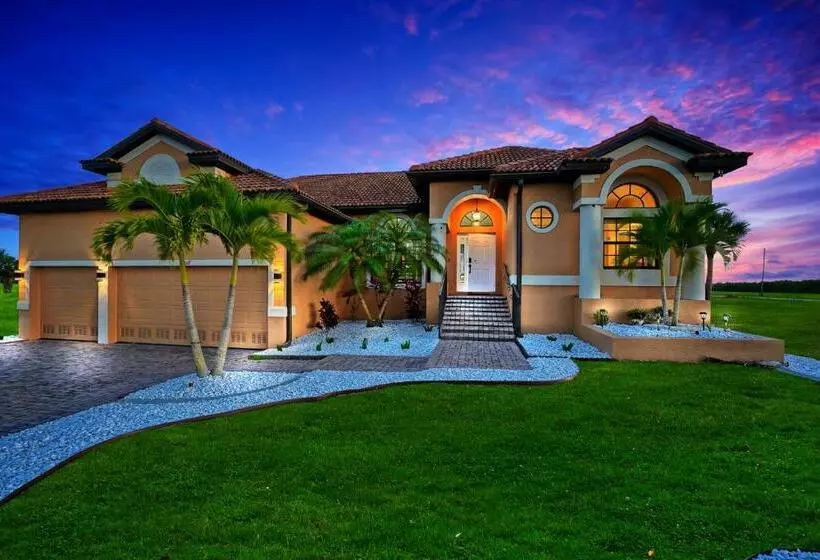Luxury Villa In Punta Gorda Isles