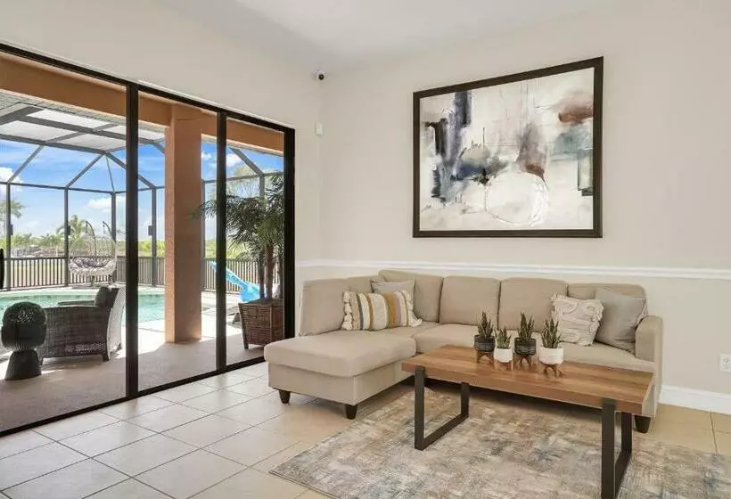 Luxury Villa In Punta Gorda Isles
