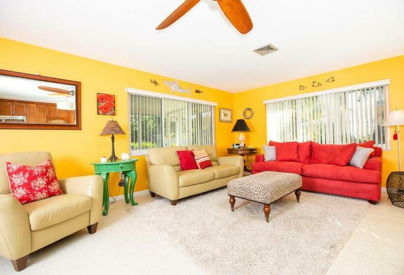 Mimis Happy Beach Blessing