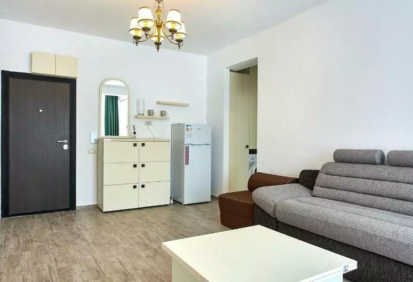 Miruna Luxury Astoria