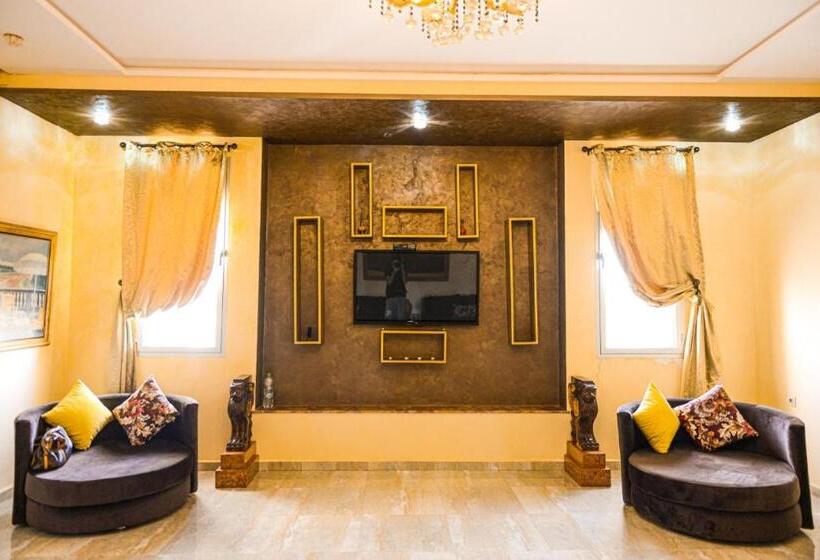 Real Estate Mar Gold