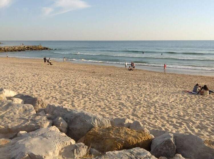 Remarkable 1 Bedroom Apartment Costa Da Caparica