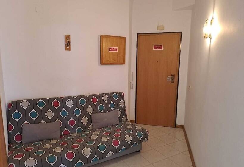 Remarkable 1 Bedroom Apartment Costa Da Caparica