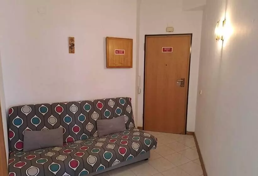 Remarkable 1 Bedroom Apartment Costa Da Caparica