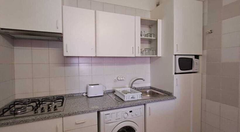 Remarkable 1 Bedroom Apartment Costa Da Caparica