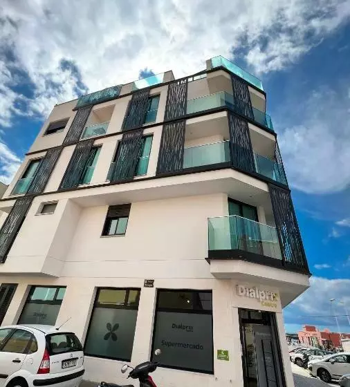 A Brand New Apartment 60m From The Ocean :)