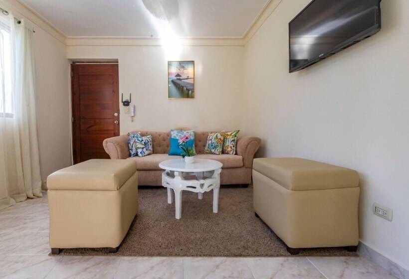 Fully Equipped 2br Aptdt5mins To The Beach