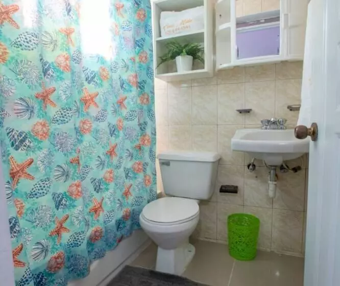 Fully Equipped 2br Aptdt5mins To The Beach