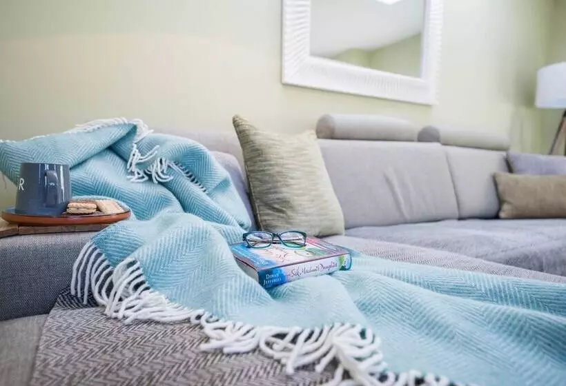 The Stable, Grundisburgh