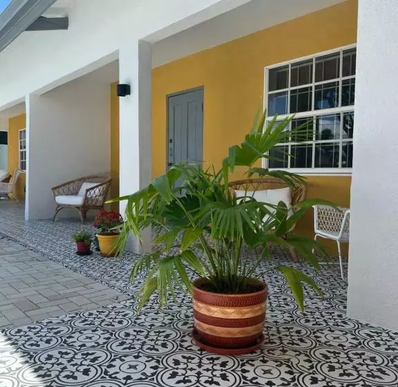 J&l Resort