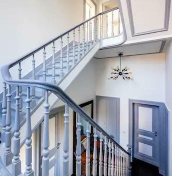 Manoir Bel Horizon Avec Grand Jardin Et Parking Privé