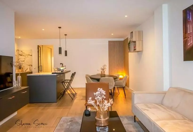 Aparthotel Boutique By Urban Home Stay