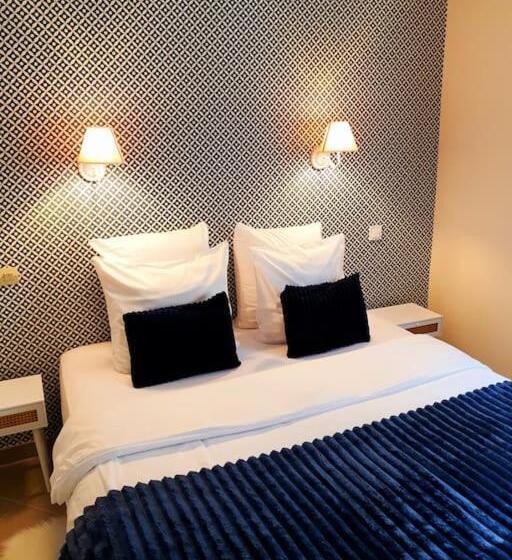 Boulevard De Provence