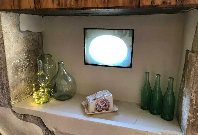 Le Petit Bijou