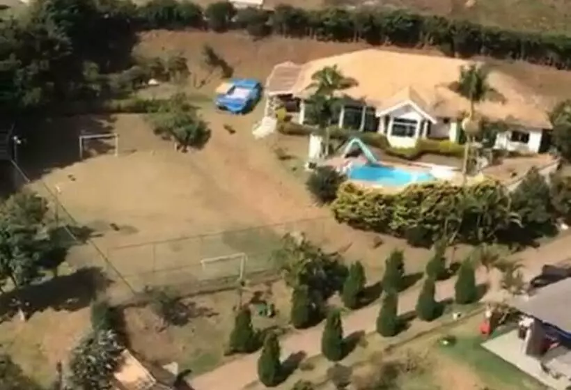 Casa De Campo, Com Quadra De Beach Tennis, Volei E Fut Volei Próxima A Sp!!