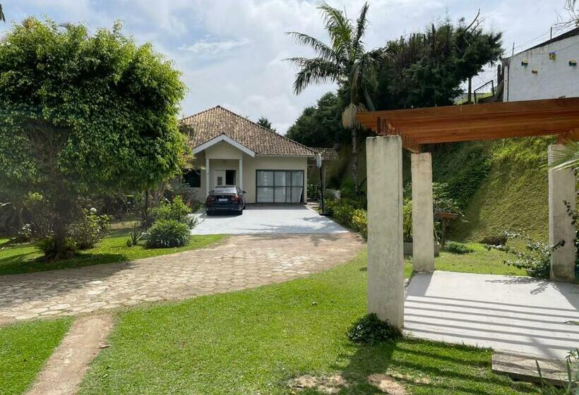 Casa De Campo, Com Quadra De Beach Tennis, Volei E Fut Volei Próxima A Sp!!