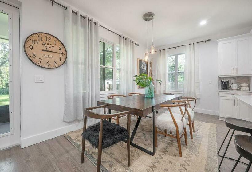 New Construction Beautiful Lutz Property Close To Usf And All Major Tampa Attractions