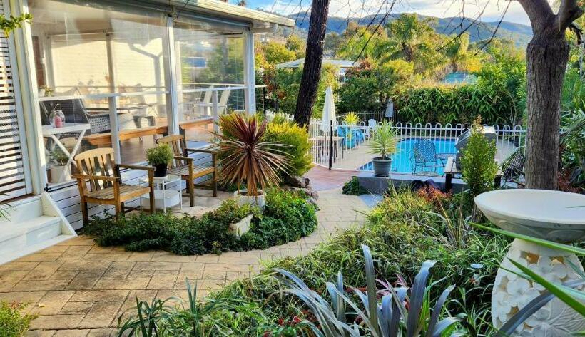 270 On Church   Spacious Alfresco Area