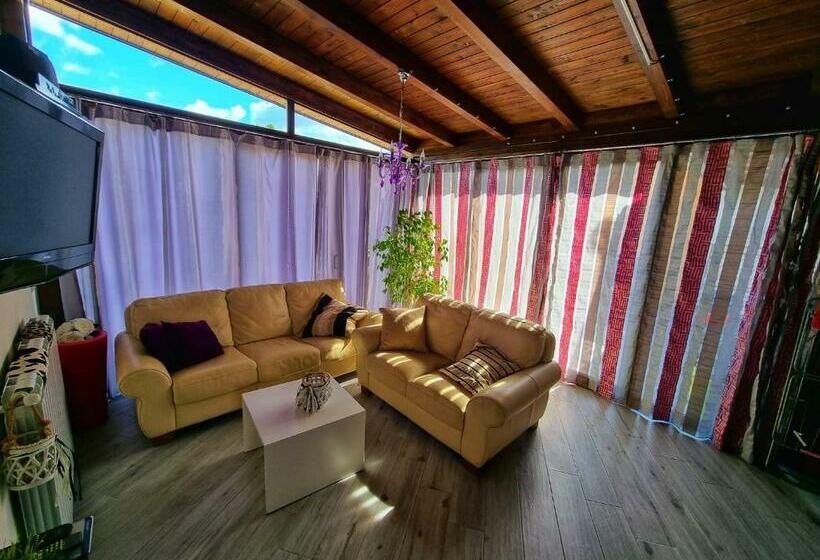 Alloggio Affascinante Con Piscina Vista Mare