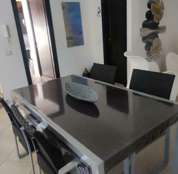 Alloggio Affascinante Con Piscina Vista Mare