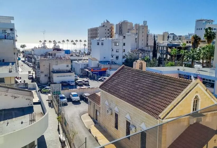 Sea La Vie Seaview Apartment