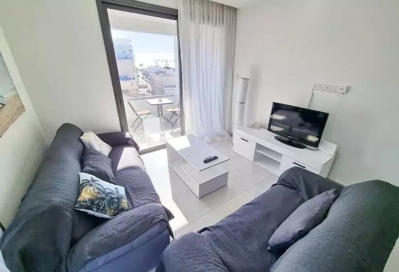 Sea La Vie Seaview Apartment