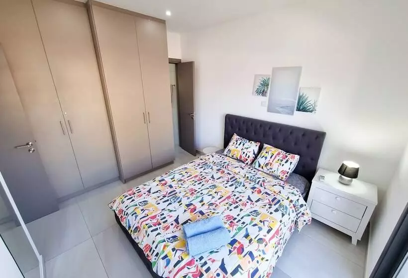 Sea La Vie Seaview Apartment