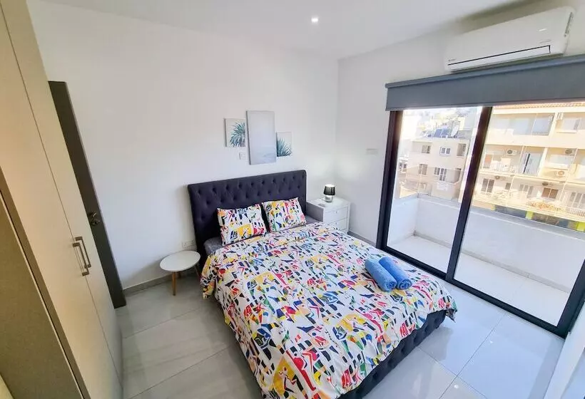 Sea La Vie Seaview Apartment