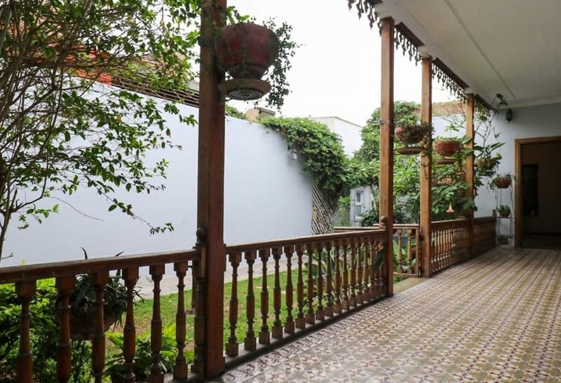 3br Baroque Villa With Spacious Terrace