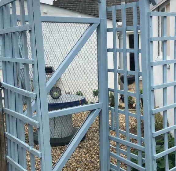 Carn View Located Nr Heartlands & Carn Brea