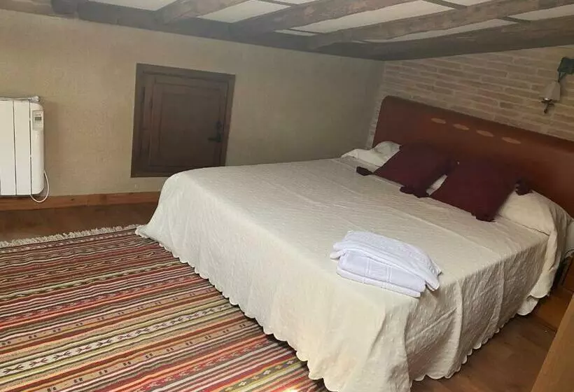 Casa Zapatero En Somontano