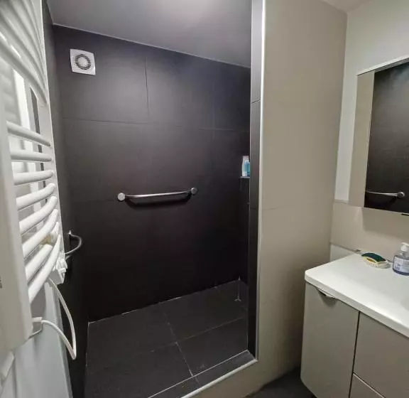 Superbe Appartement 3p, Parking Gratuit Proche Paris