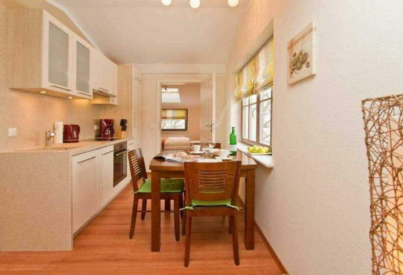 Villa Waldschloss, App 09