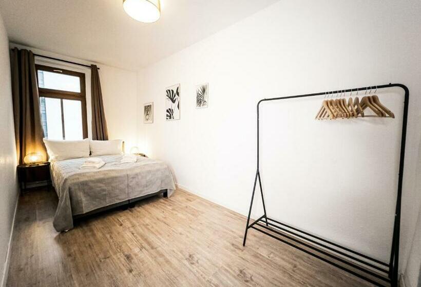 ⋙ Stilvolle Wohnung Mit 2 Schlafzimmern & Balkon ⋘