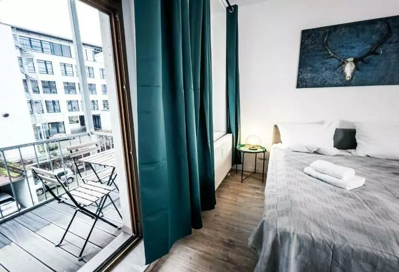 ⋙ Stilvolle Wohnung Mit 2 Schlafzimmern & Balkon ⋘