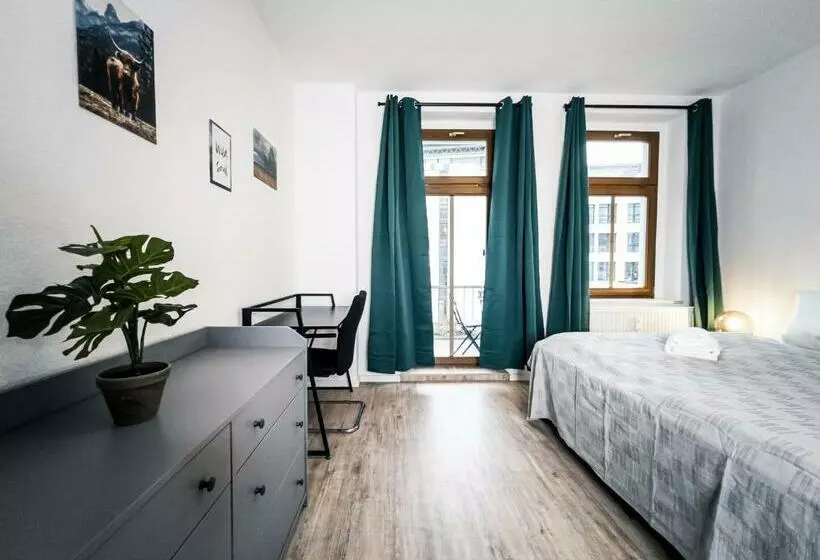 ⋙ Stilvolle Wohnung Mit 2 Schlafzimmern & Balkon ⋘