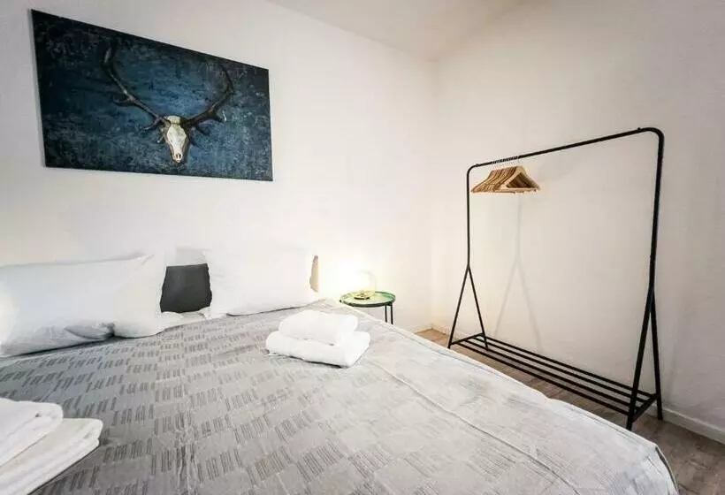 ⋙ Stilvolle Wohnung Mit 2 Schlafzimmern & Balkon ⋘