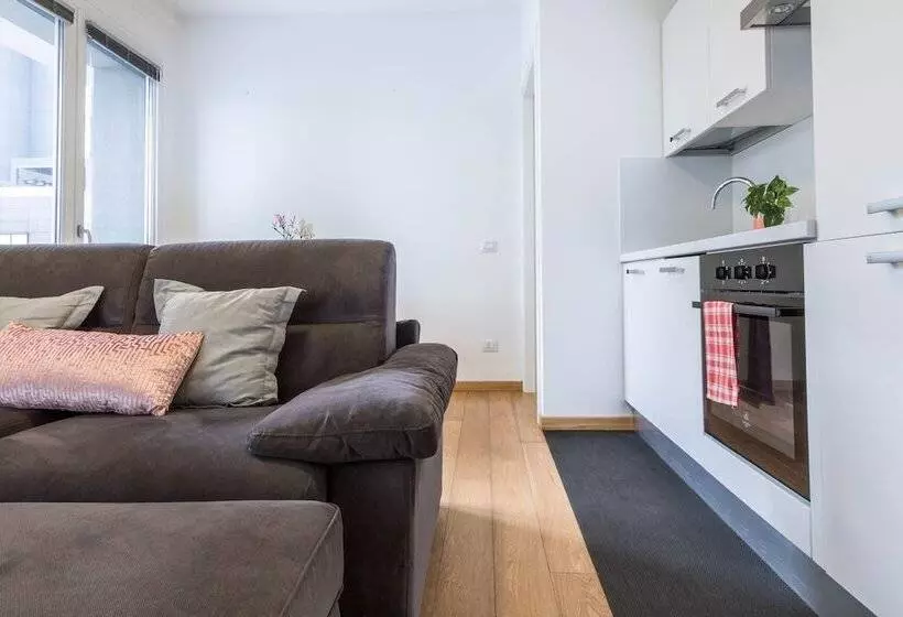 Joivy Superb Flat For 4 With Balcony Near Milano Centrale
