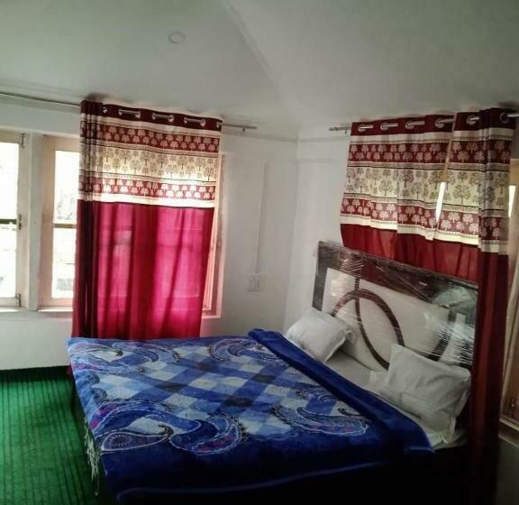Oyo Home 84679 Homestay Manzoor Dedard