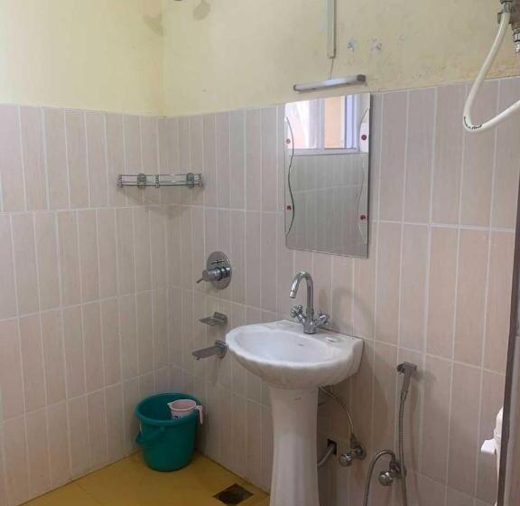 Oyo Home 84679 Homestay Manzoor Dedard