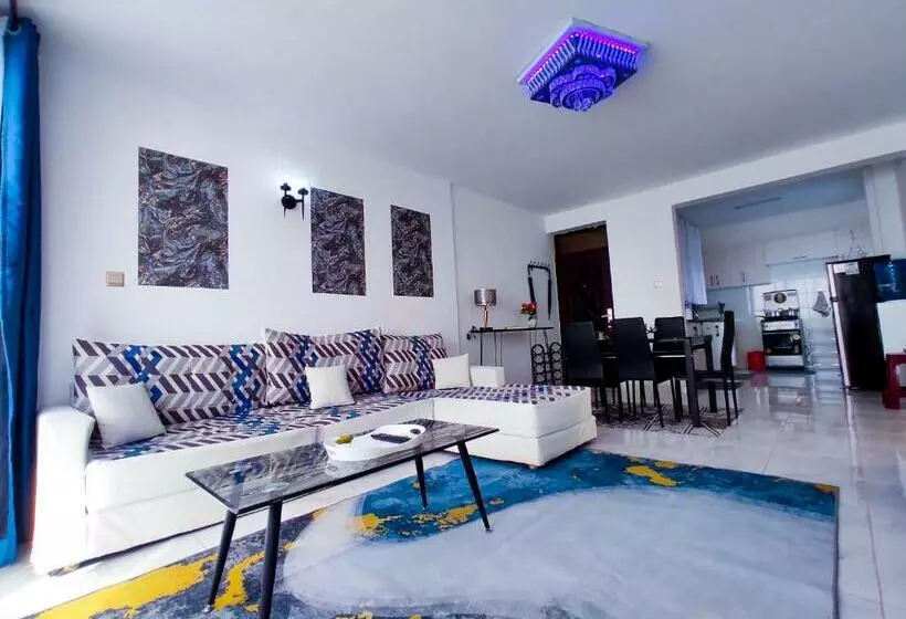 The Crooner Lounge