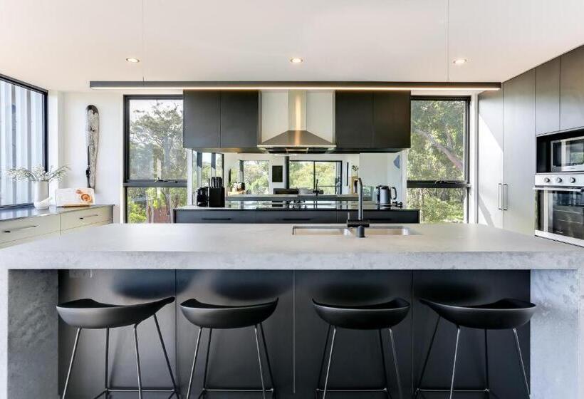 Carpe Artes  Architectural Bushland Home, Marg Riv