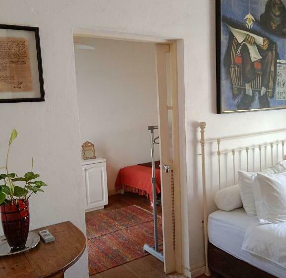 Casa Tiradentes   Apto 2