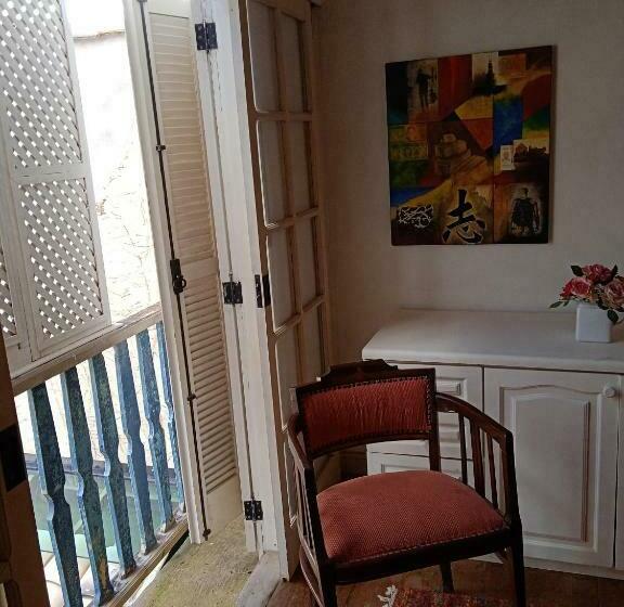 Casa Tiradentes   Apto 2