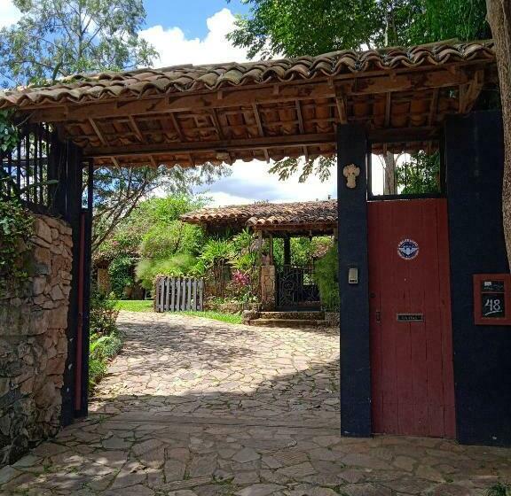 Casa Tiradentes   Apto 2