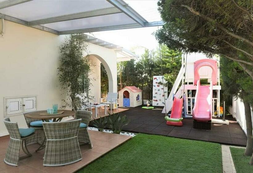 Marilena Gardens Villa