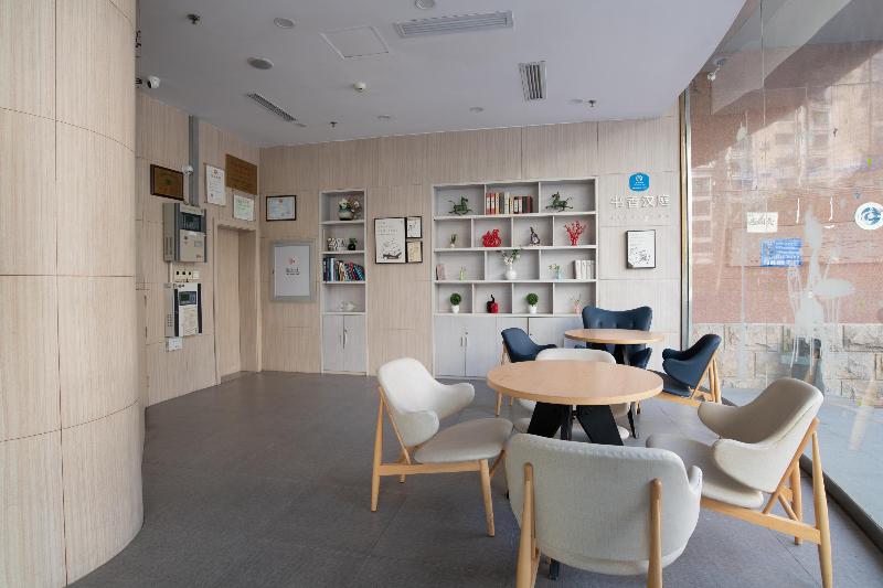 Hotel Hanting Beijing Yansha Xiaoyunqiao