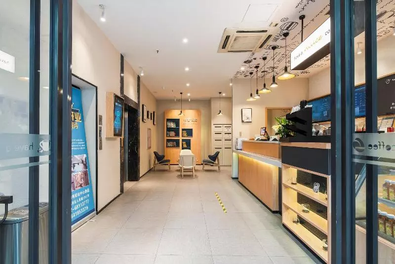 Отель Hanting  Suzhou Shilu Xumen