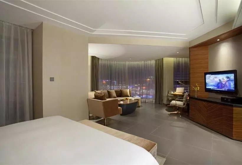 هتل Joya International