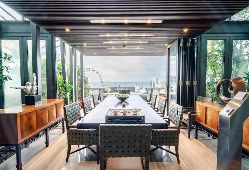 هتل Joya International